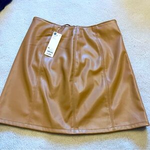 GU (Uniqlo) Faux Leather mini skirt NWT Sz XL